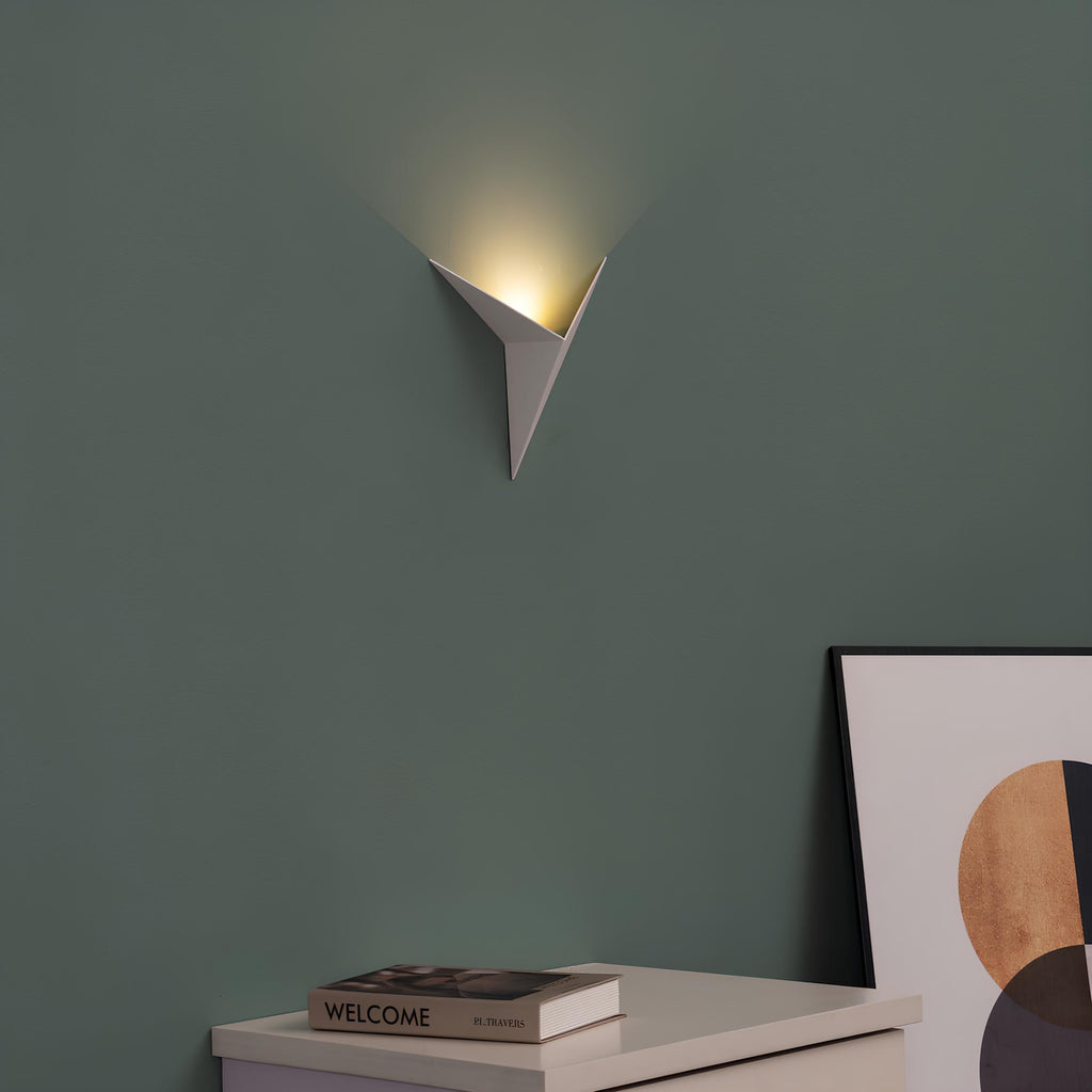 Trigon™ Wall Light - Image 20
