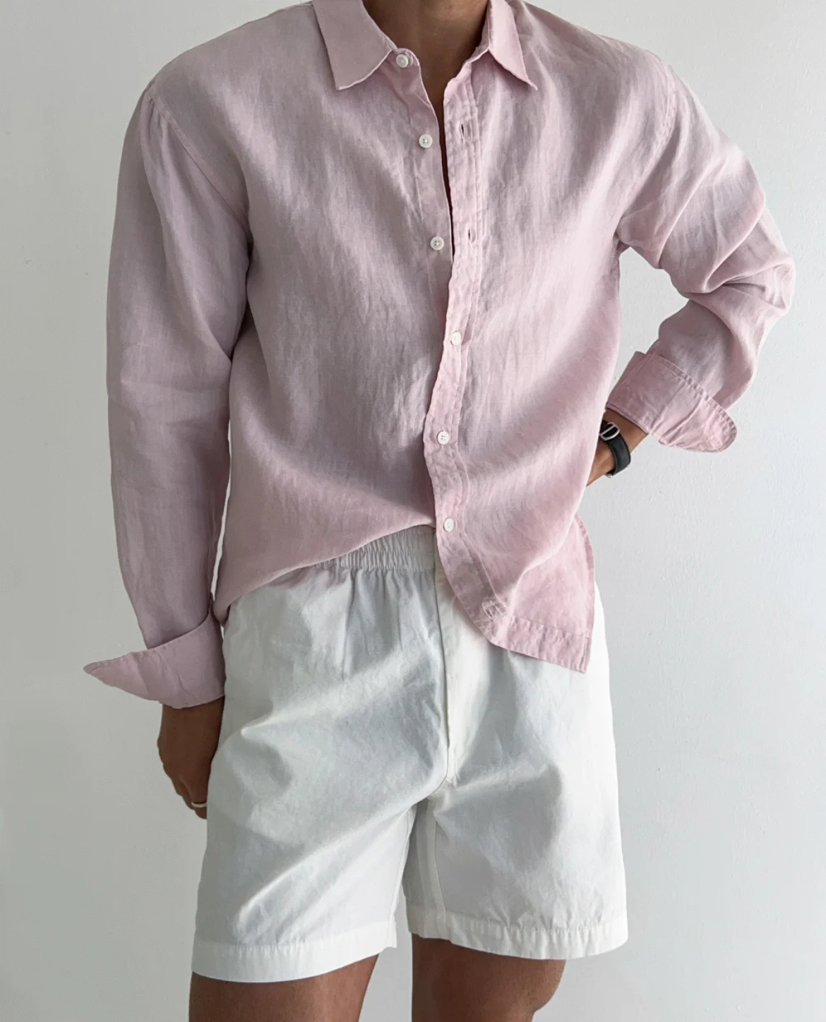 Men's Classic Relaxed Fit Shirt with Button-up Collar