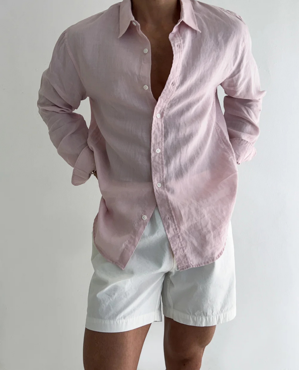 Men's Classic Relaxed Fit Shirt with Button-up Collar
