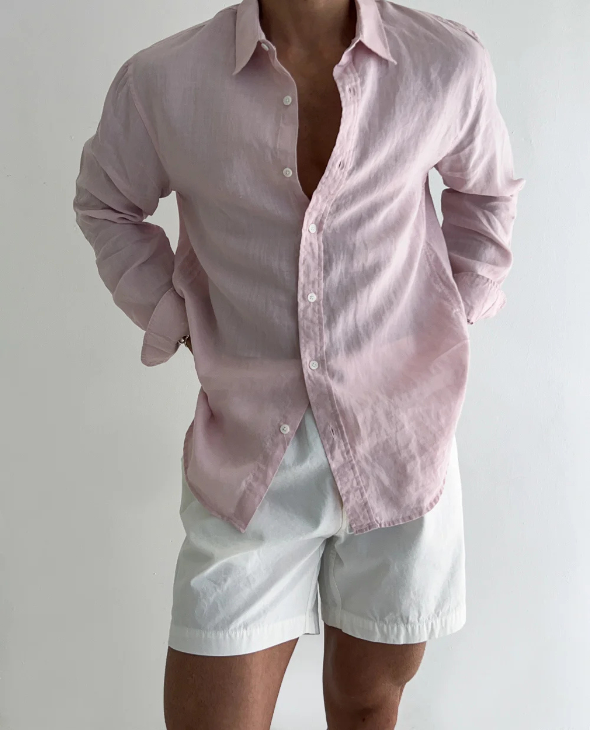 Men's Classic Relaxed Fit Shirt with Button-up Collar