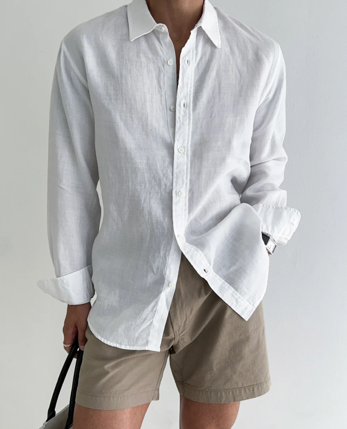 Men's Classic Relaxed Fit Shirt with Button-up Collar