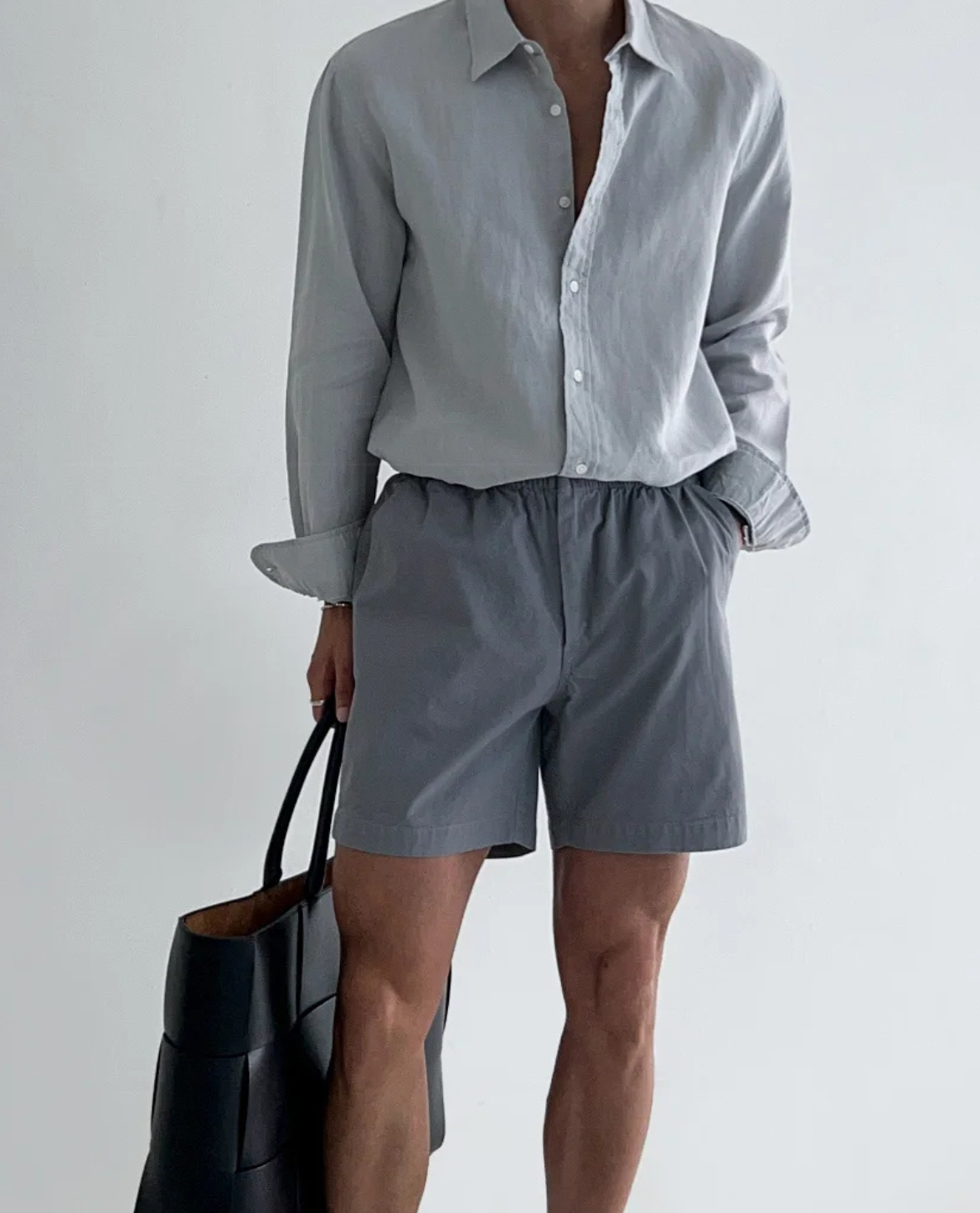 Men's Classic Relaxed Fit Shirt with Button-up Collar