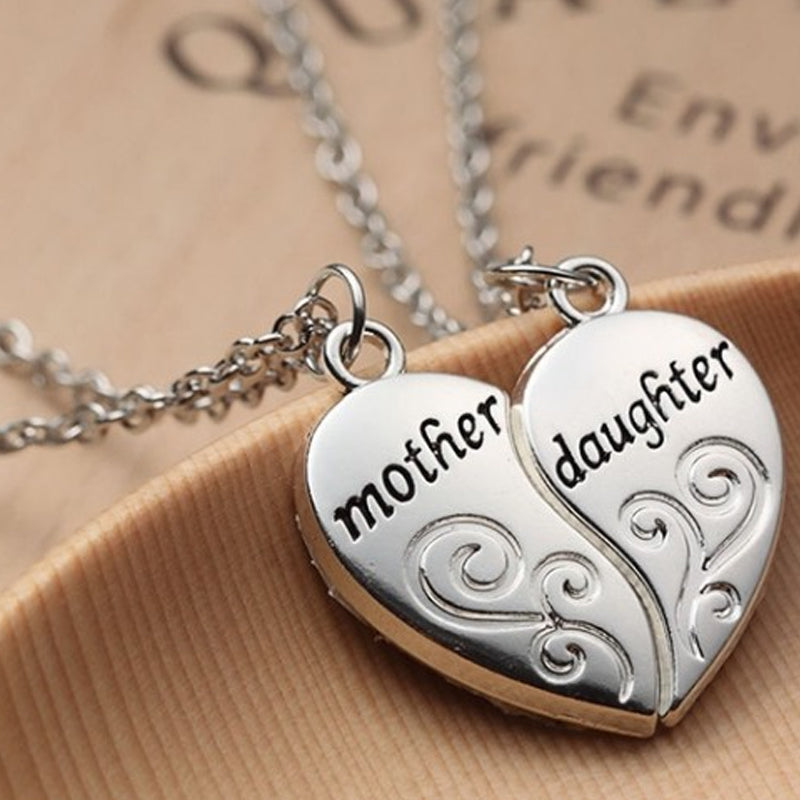 Skorter | Mother and Daughter Heart Necklace
