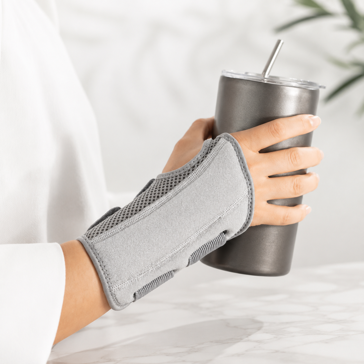 Adjustable Thumb & Wrist Stabilizer for Flexible Support