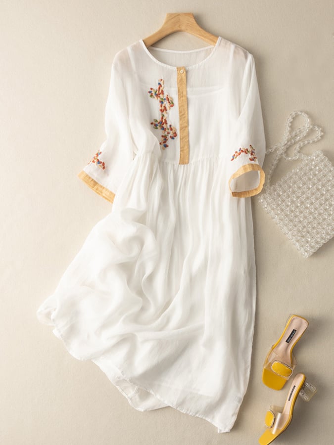 Women's Fashion Sunny Flowing Embroidered Ethnic Dress