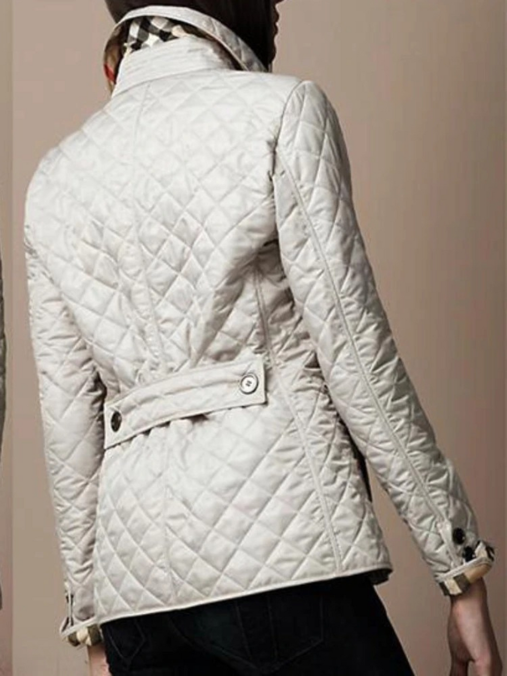 Women’s Winter Turned-Down Collar Quilted Jacket for Cold Season