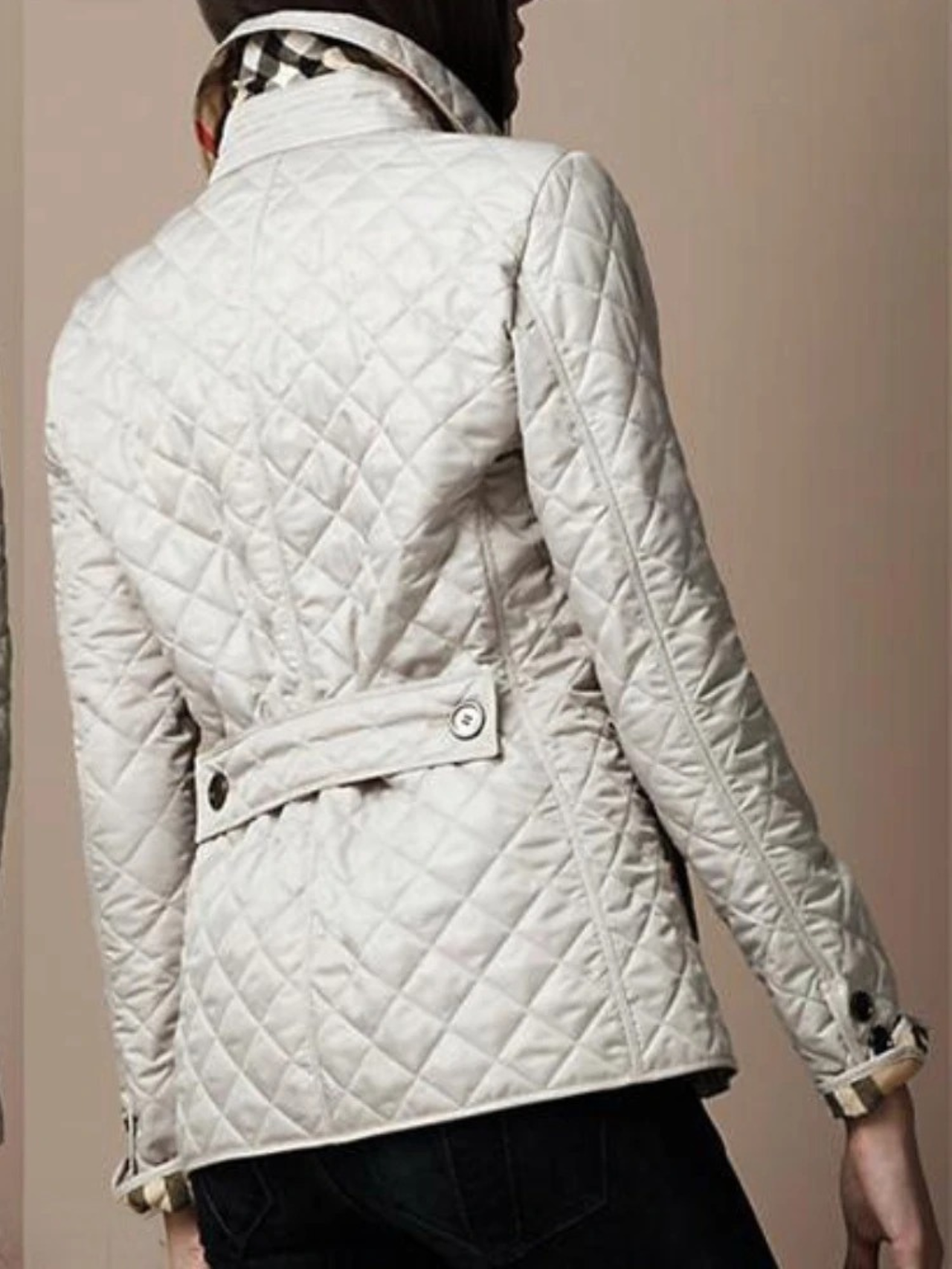 Women’s Winter Turned-Down Collar Quilted Jacket for Cold Season