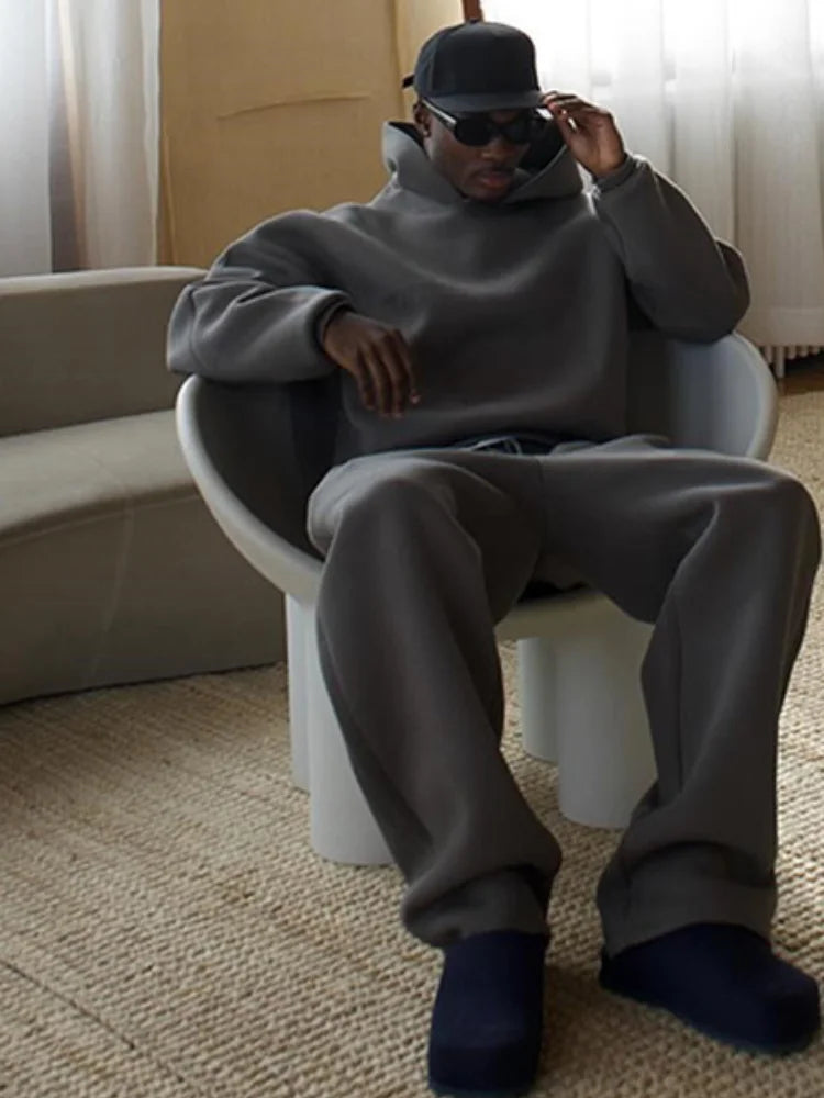 Men's Casual Oversized Warm Tracksuit with Hood and Adjustable Drawstring Pants