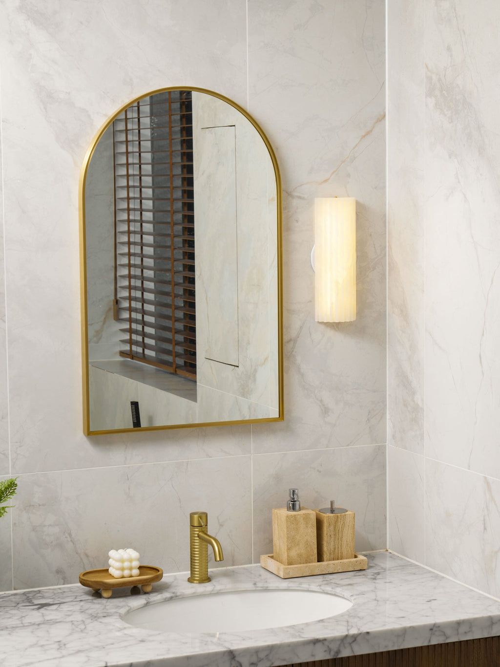 Alvia Alabaster Wall Light - Image 34