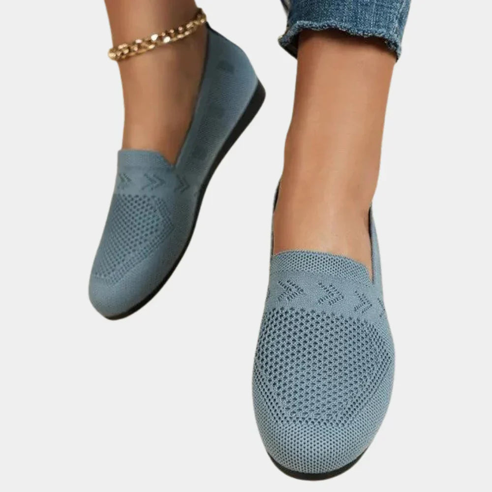 Leisure Relief Airy Well-Supported Walking Shoes