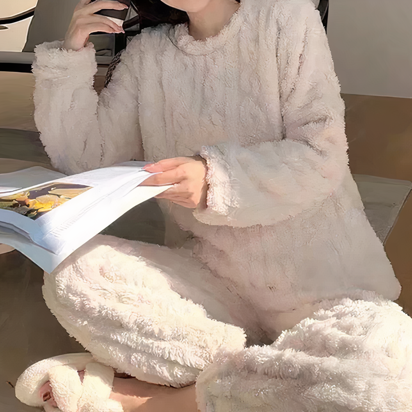 Women's Cozy Sleepwear Set - Perfect Companion for Cold Season