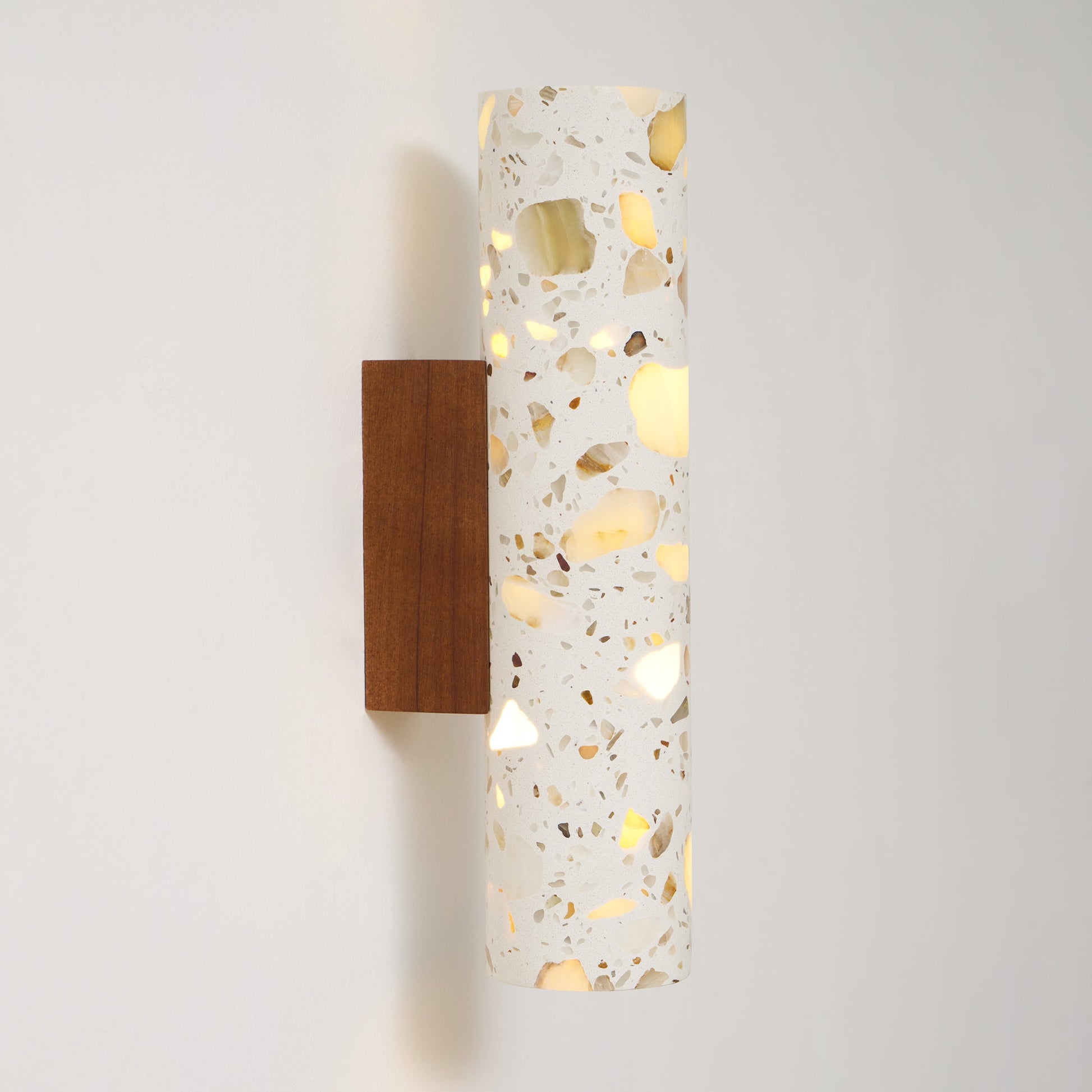Clasten Wall Lamp - Image 10