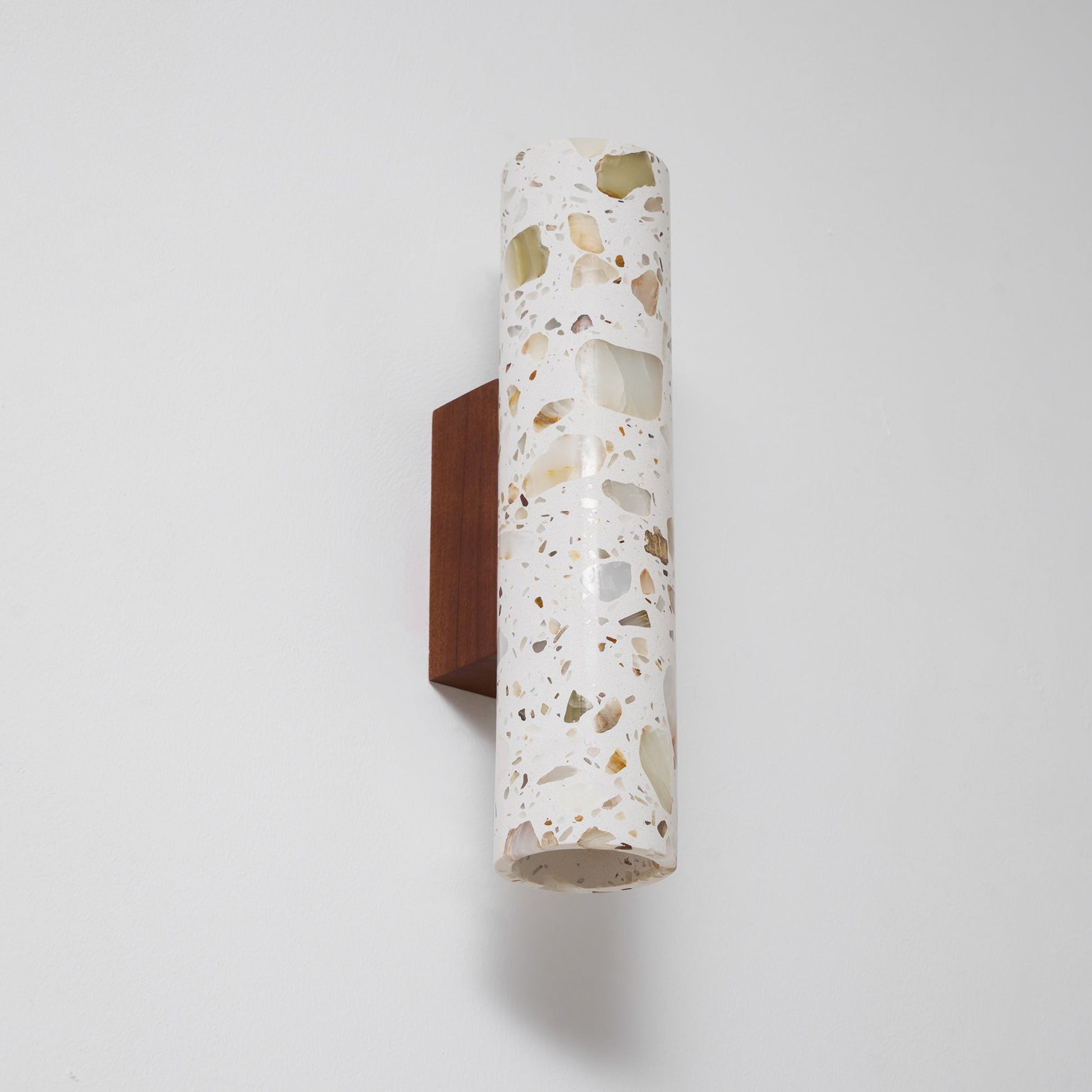 Clasten Wall Lamp - Image 2
