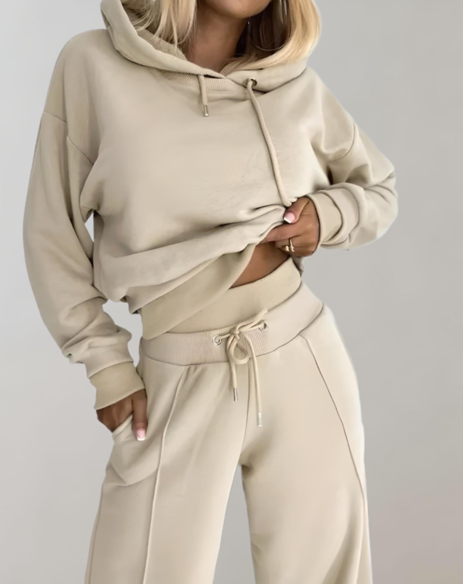 Women’s Trendy Two-Piece Streetwear Wide-leg Tracksuit