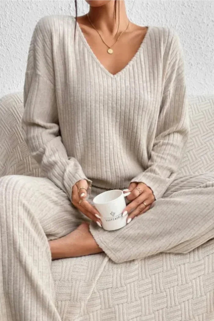 Women’s Cosy Knitted Loungewear Set with V-neck Top and Wide-Leg Trousers