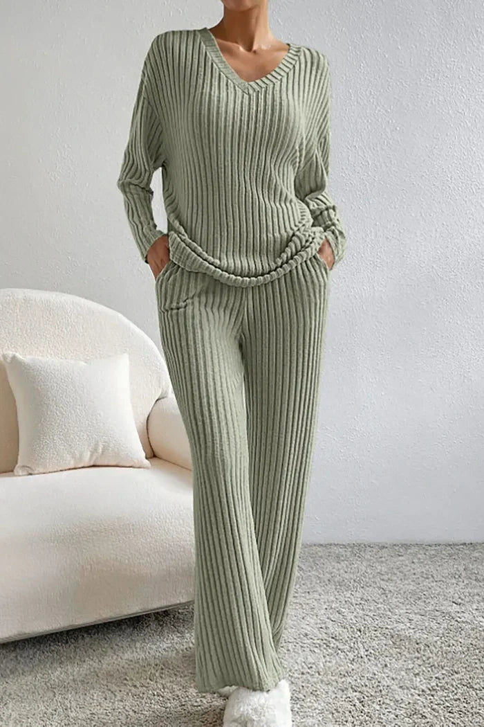 Women’s Cosy Knitted Loungewear Set with V-neck Top and Wide-Leg Trousers