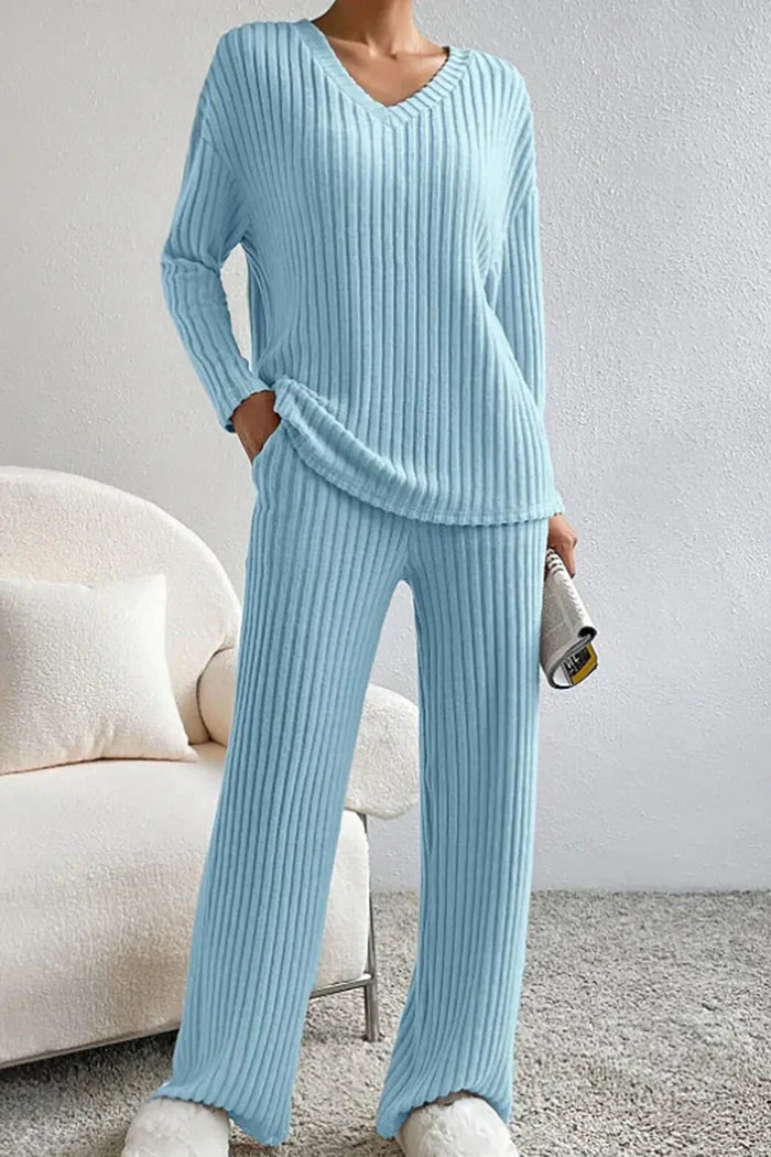Women’s Cosy Knitted Loungewear Set with V-neck Top and Wide-Leg Trousers