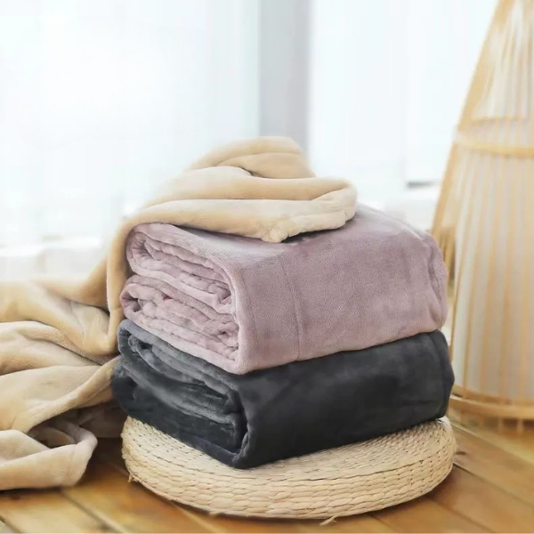 Rechargeable Heated Throw Travel & Home Blanket - Image 8