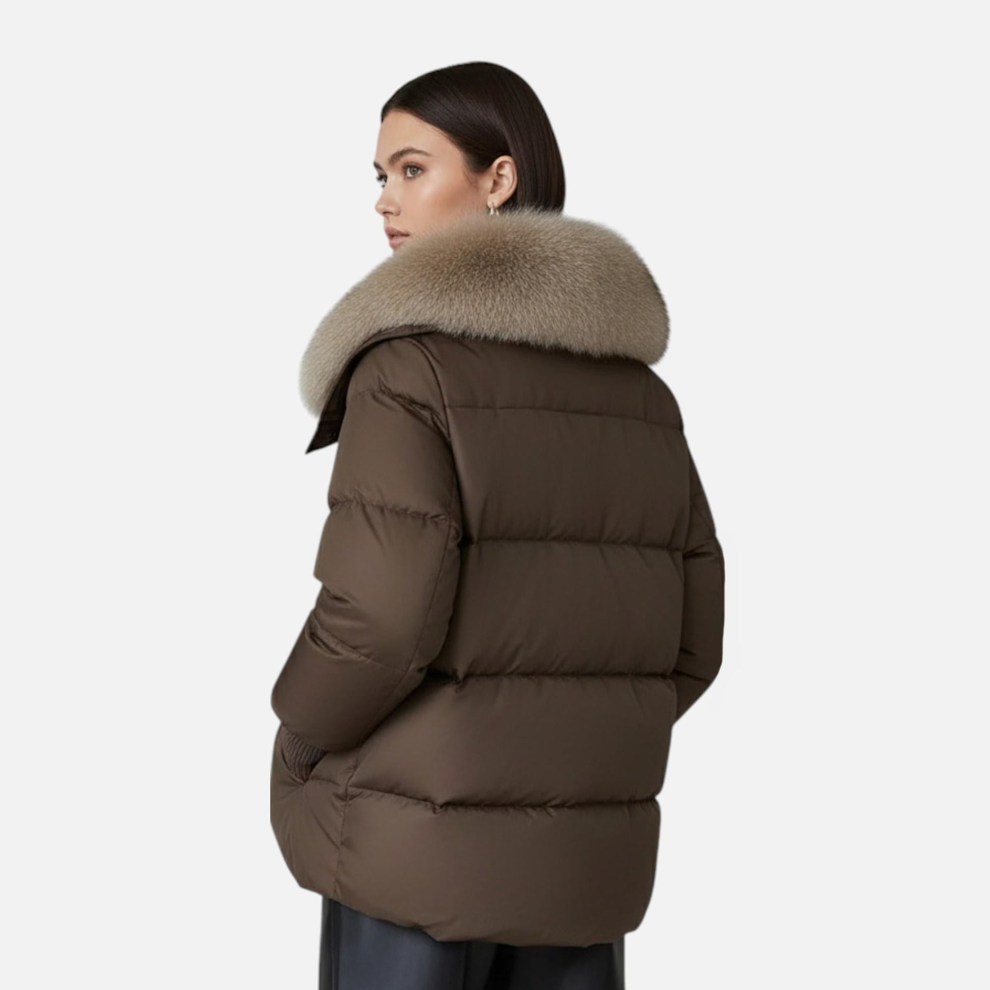 Women’s Fashionable Layered Down Jacket with Thick Design and Fur-Collar