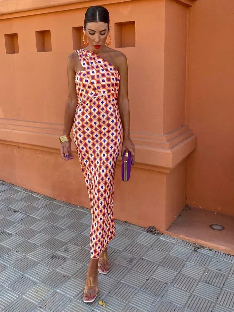 Women’s chic one-shoulder summer dresses for evening events