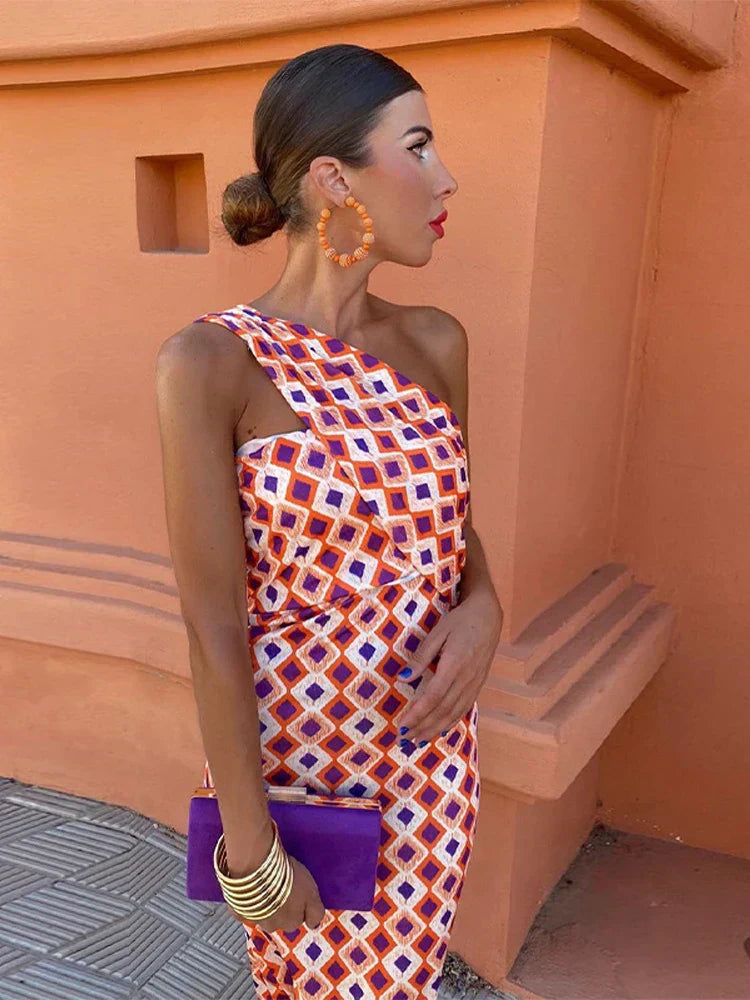 Women’s chic one-shoulder summer dresses for evening events