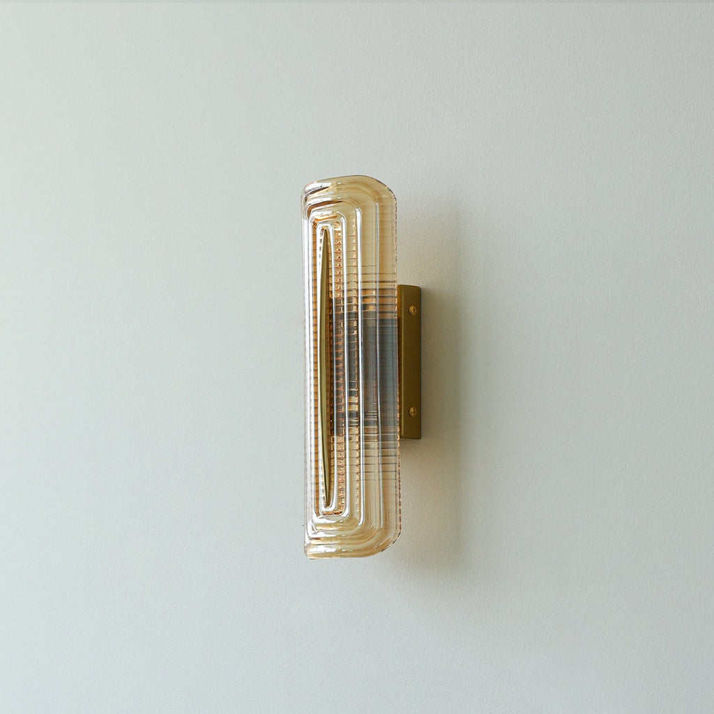 Glacium Wall Lamp - Image 3