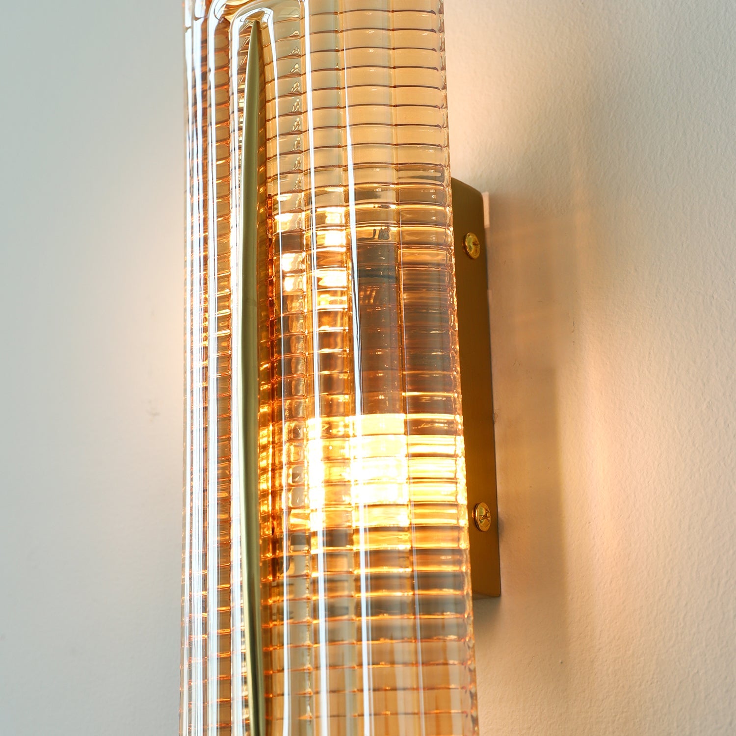 Glacium Wall Lamp - Image 31
