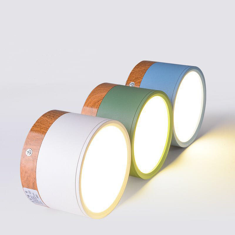 Compact functional round LED ceiling lamp - Ideal for hallways, entryways, and spaces