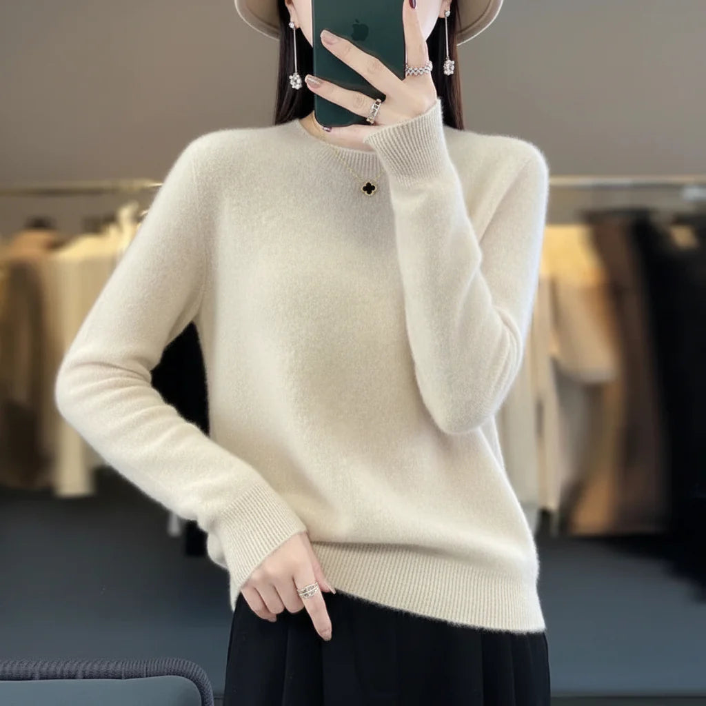 Women's Crewneck Sweater Warm Knit Pullover Soft Everyday Wear - Image 5