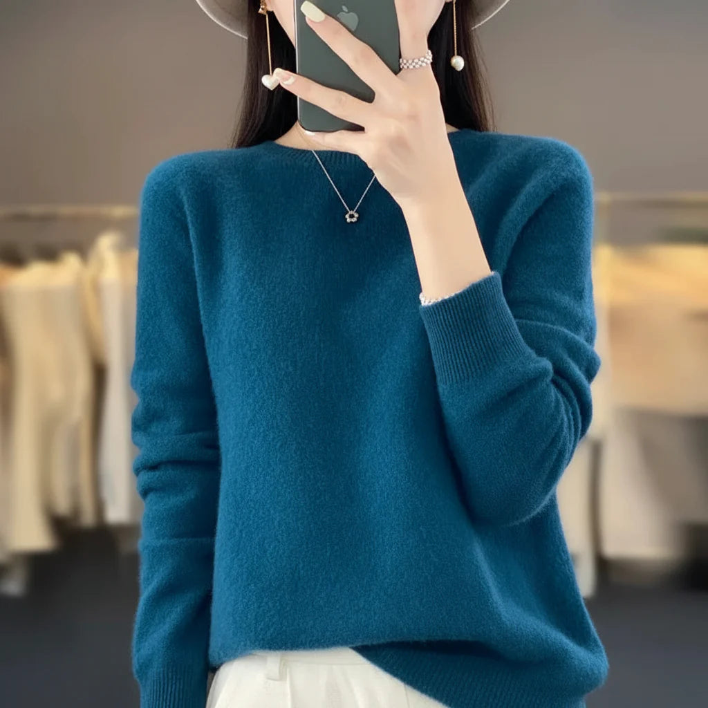 Women's Crewneck Sweater Warm Knit Pullover Soft Everyday Wear - Image 7