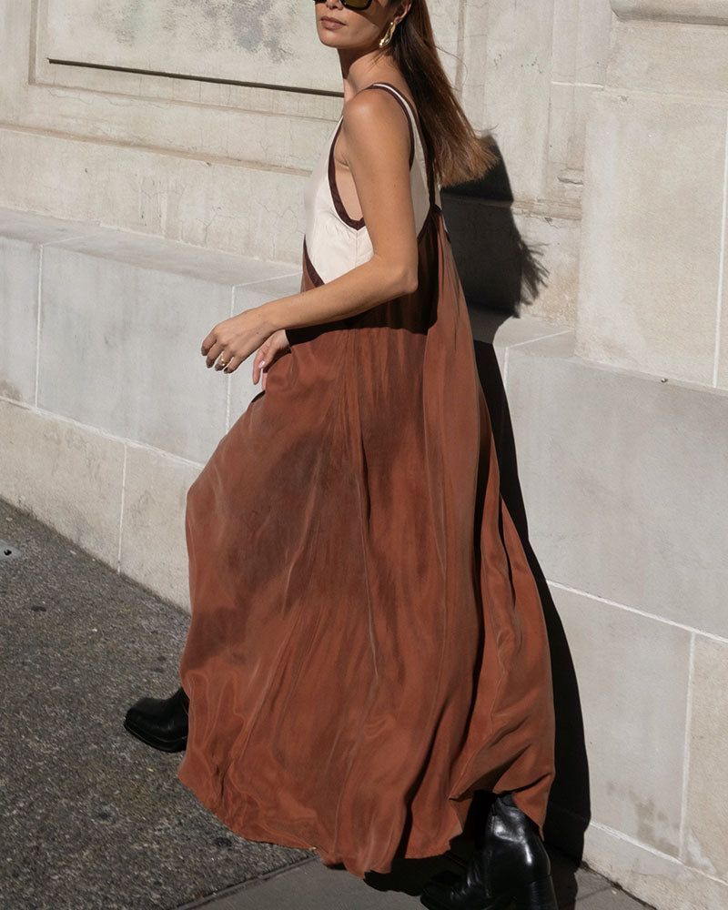 Modern Flattering Contrast Colour V-Neck Maxi Dress for Women