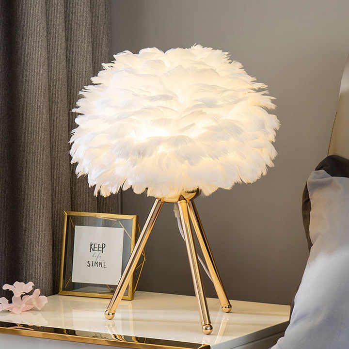 Dimmable Table Lamp with Luxury Feathers in Elegant Decorative Lighting - Image 2