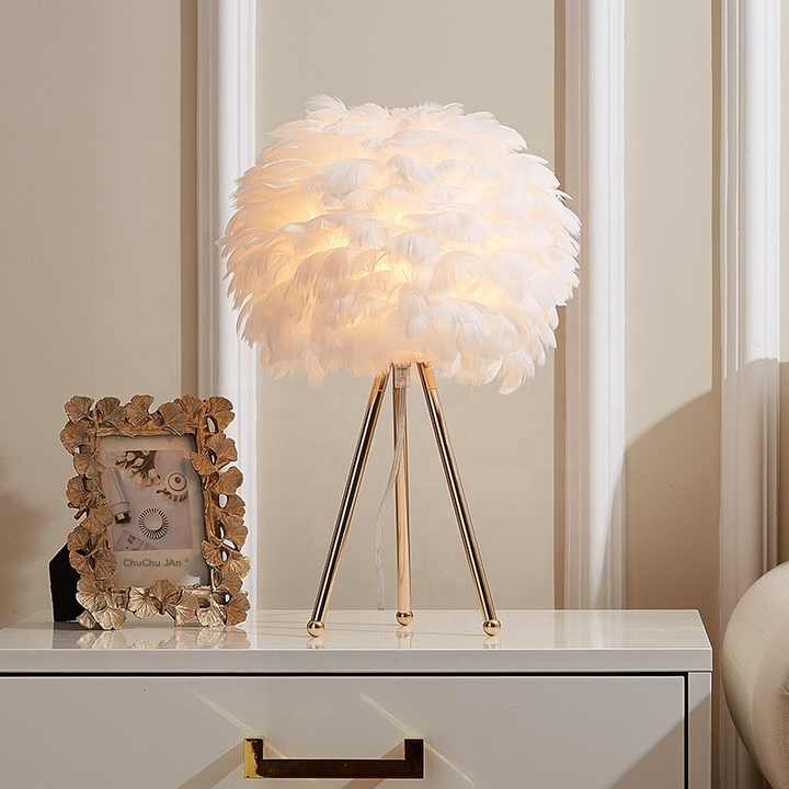 Dimmable Table Lamp with Luxury Feathers in Elegant Decorative Lighting - Image 7
