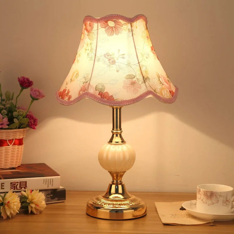 Vintage Style Table Lamp Floral Shade Decorative Light
