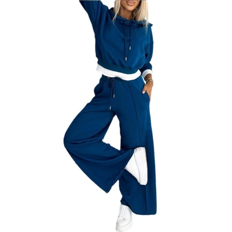 Women's Two Piece Tracksuit Set - Cropped Hoodie and Wide-leg Pants
