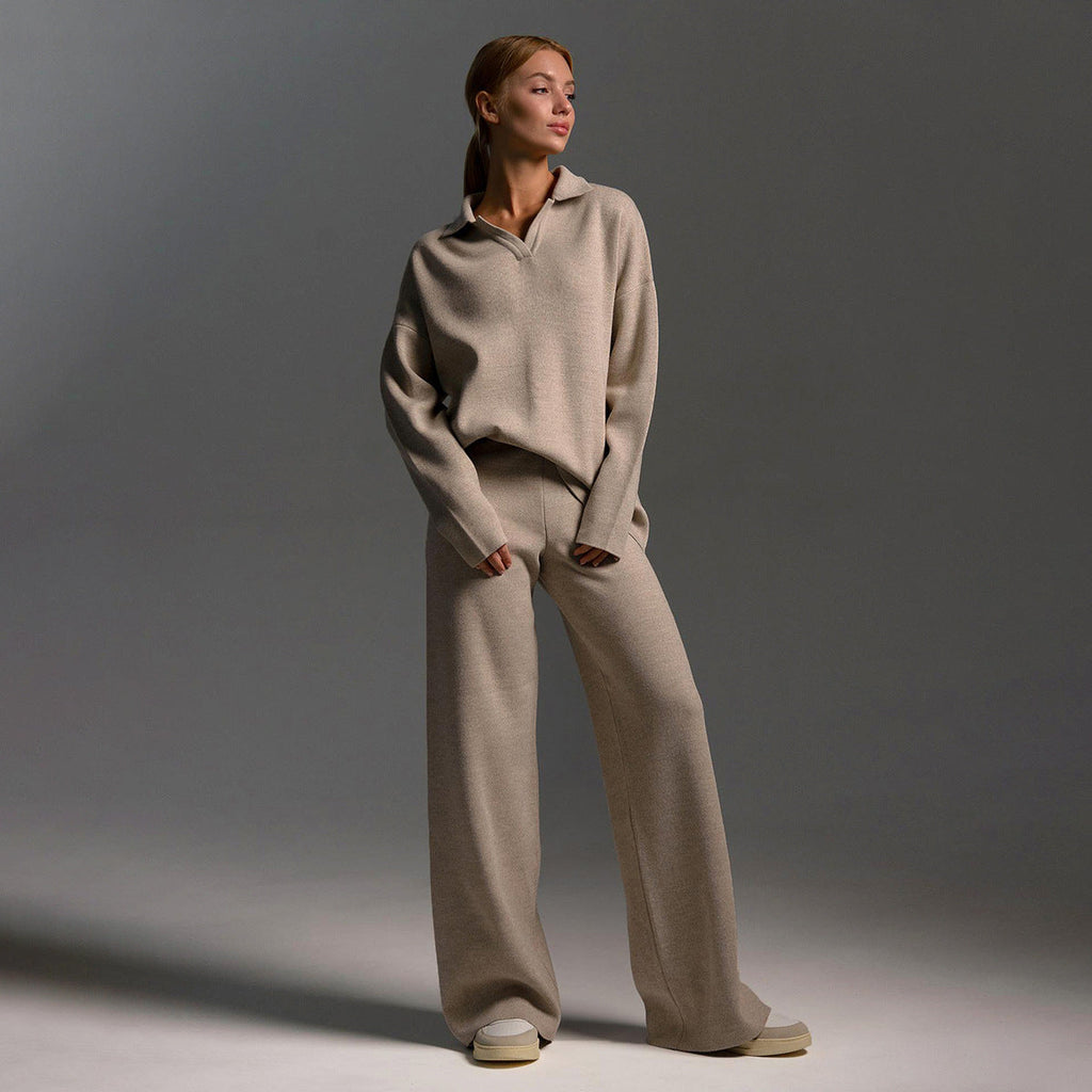 Women's Modern Sleek Functional Two-piece Tracksuit