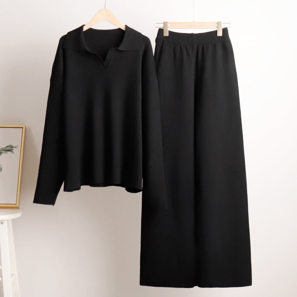 Women's Modern Sleek Functional Two-piece Tracksuit