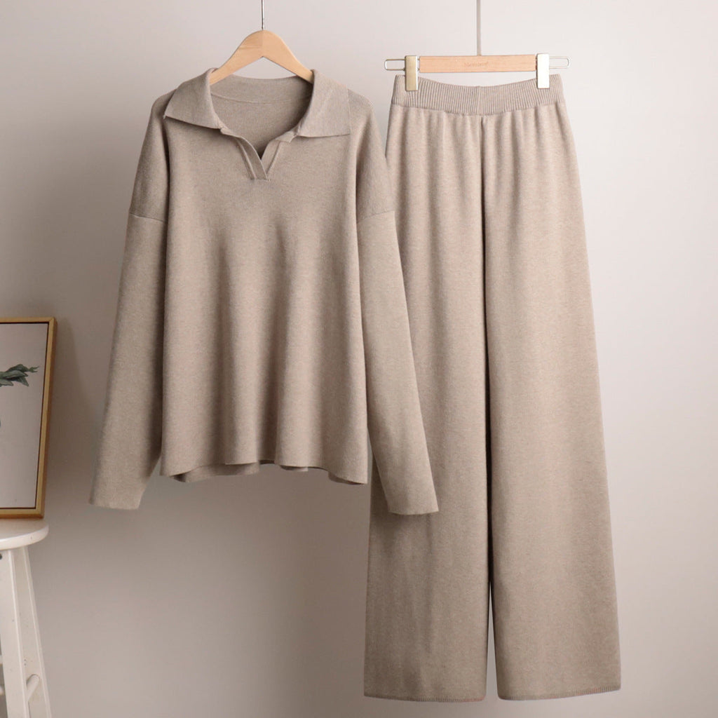 Women's Modern Sleek Functional Two-piece Tracksuit