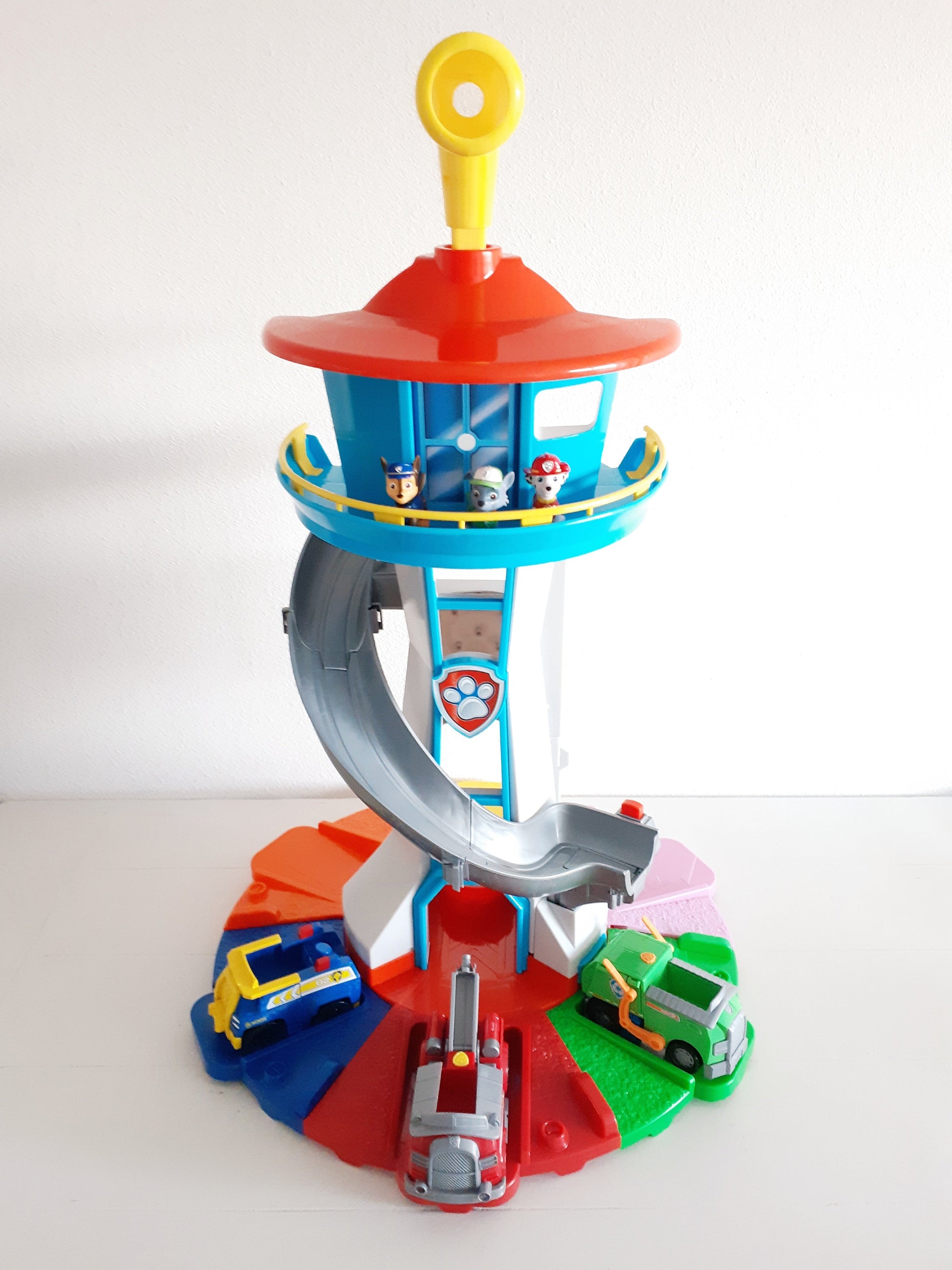 Interactive Colorful Car Track Tower with Ramp and 4 Toy Cars for Kids