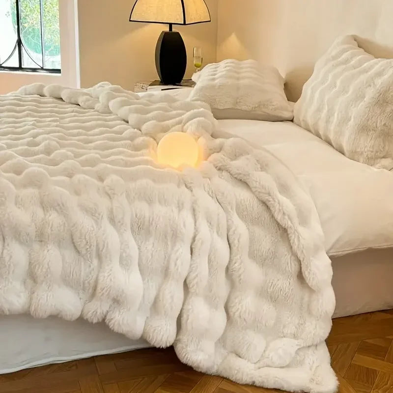 Reversible Cozy Throw Blanket Textured Home Accent for All Seasons - Image 3