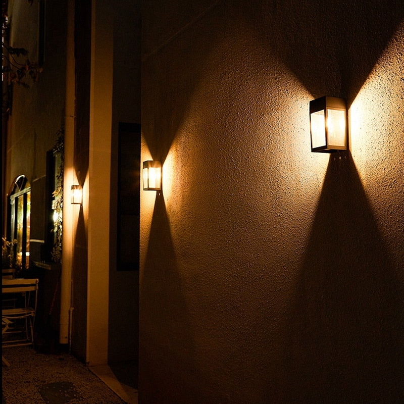 Skorter | GlowHaven – Wall Lamp for Garden Fences with Inviting Light - Image 2
