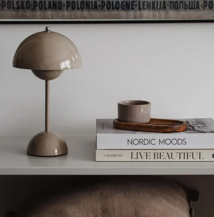 Modern Touch Table Lamp USB Powered Lamp with Adjustable Brightness - Image 3
