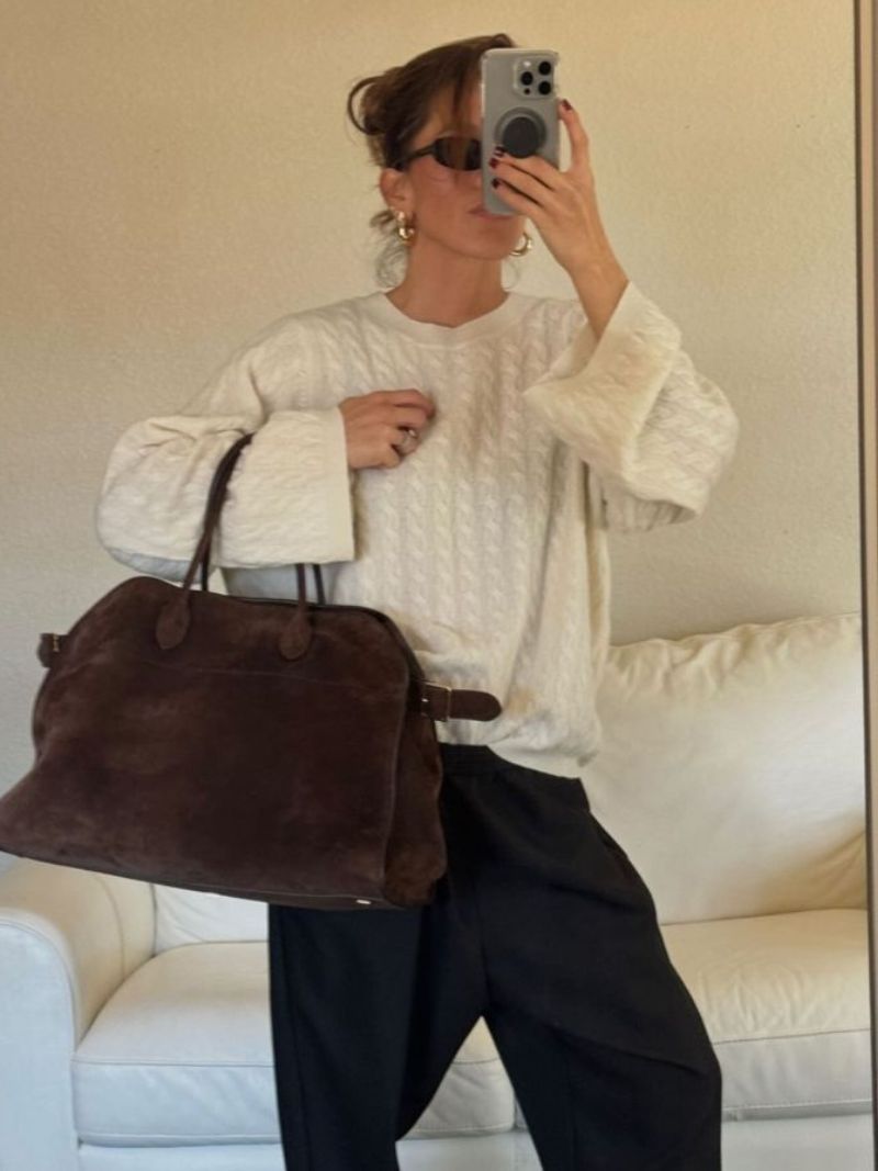 Women's Luxury Elegance Shoulder Bag with Multiple Pockets for Everyday Use