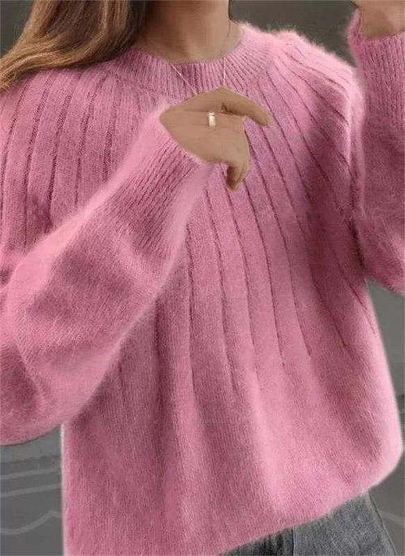 Women's Modern Elegance Knitted winter Jumper for Cold Season