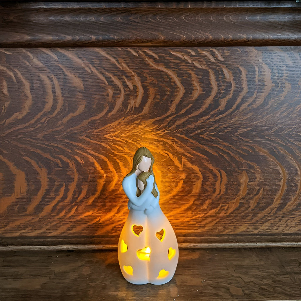 Skorter | Embracing Mother Daughter Figure Flickering Candle Holder - LoveGlow - Image 2