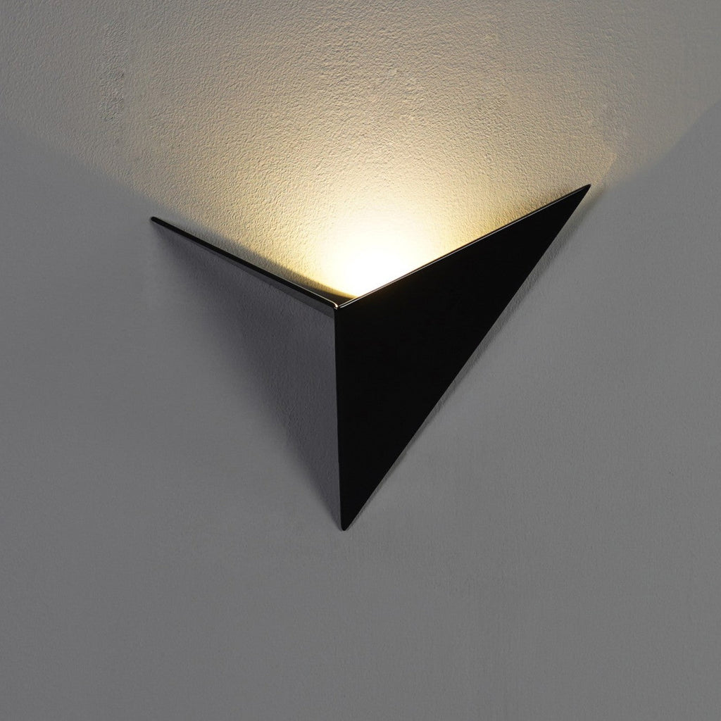 Trigon™ Wall Light - Image 17