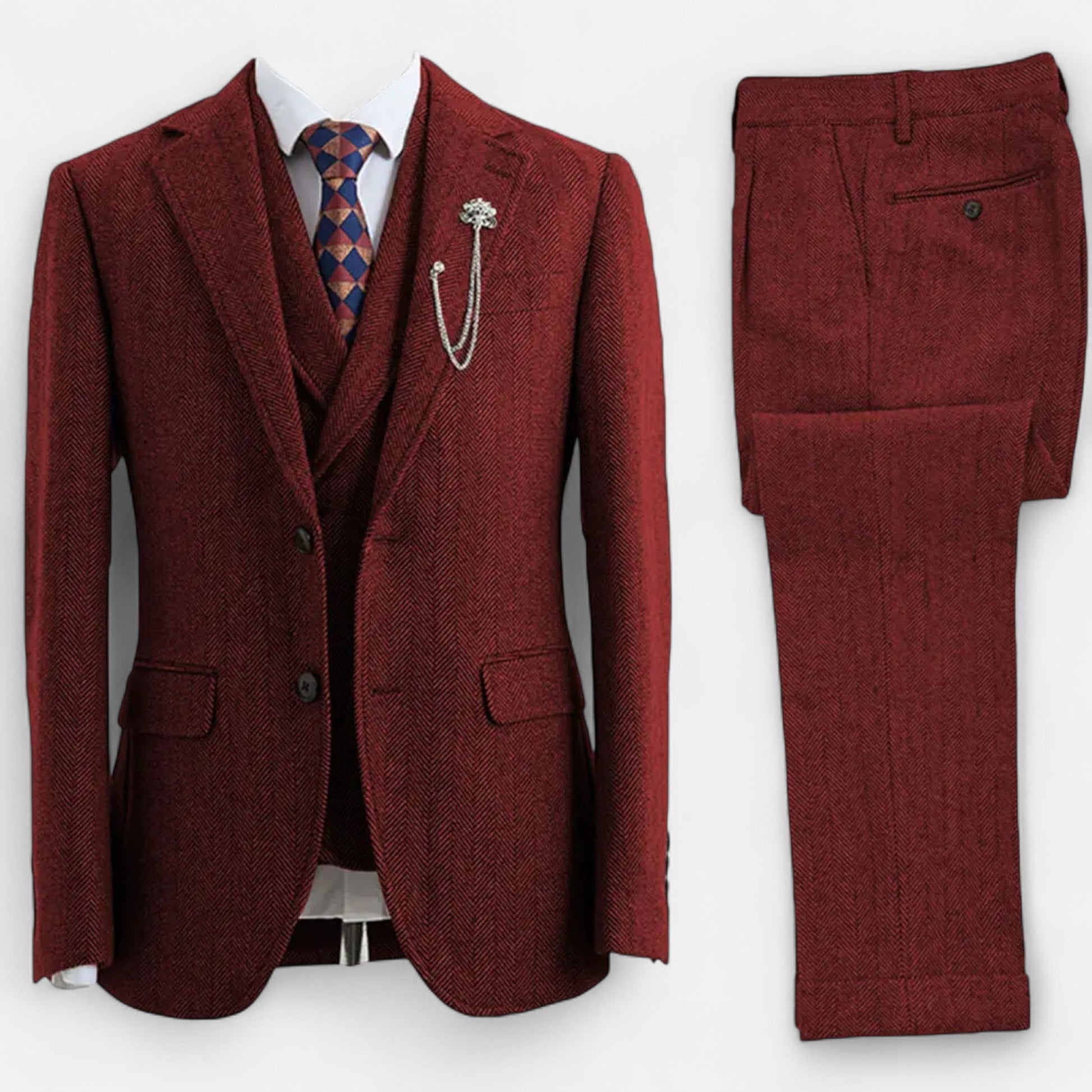 Men’s Exquisite Sleek Three-Piece Tweed Herringbone Suit