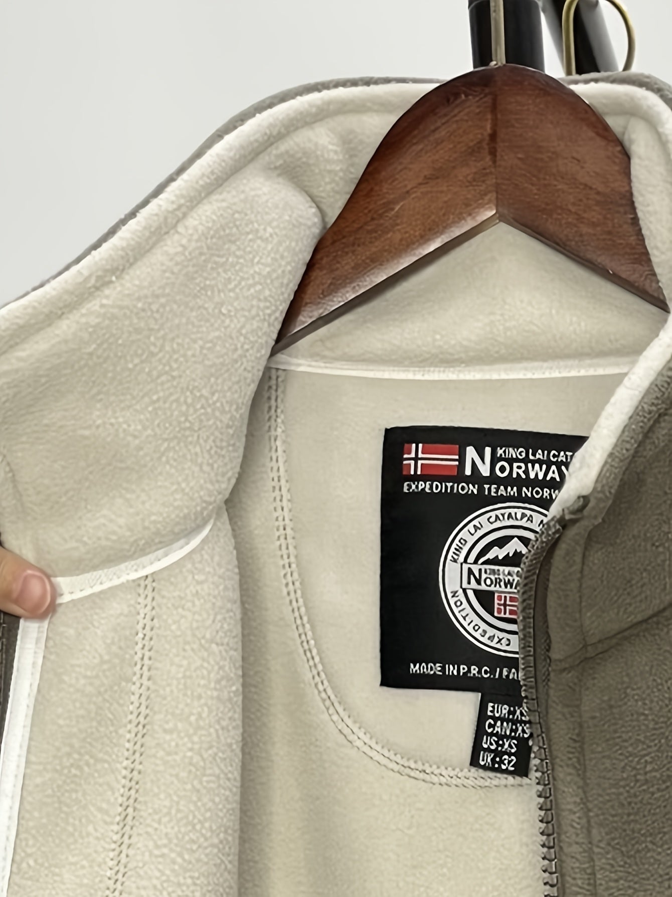 Men's Fashion Warm Outdoor Fleece Jacket with Protective Collar