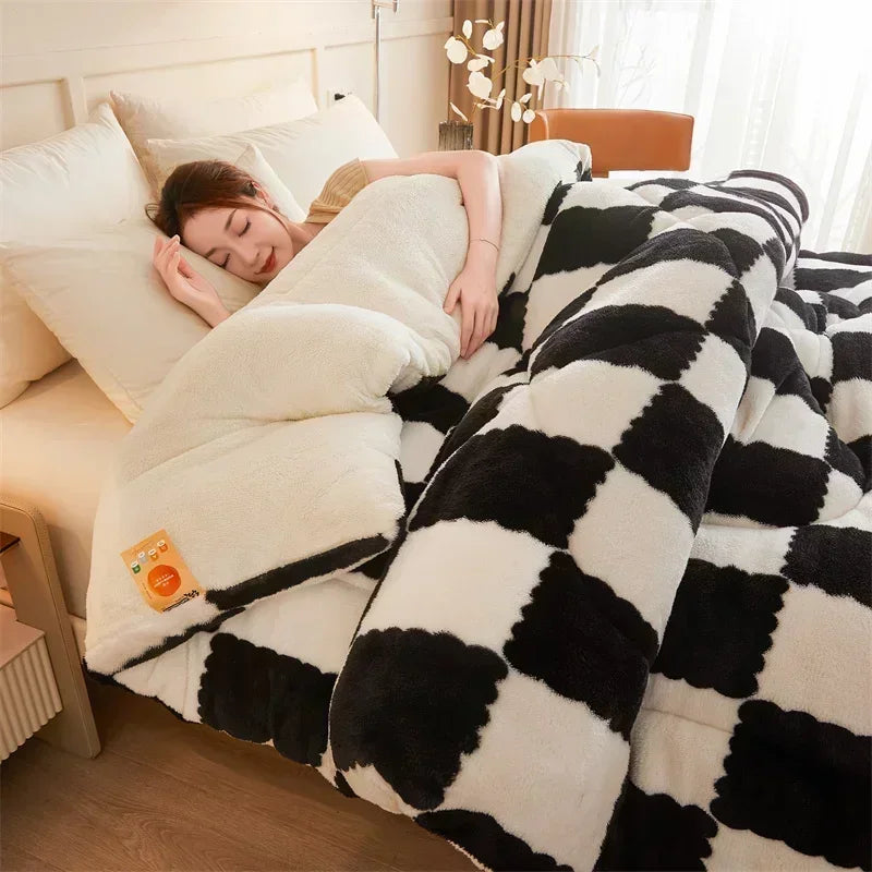 Extra Thick Cozy Quilt Weighted Blanket for Winter - Image 2