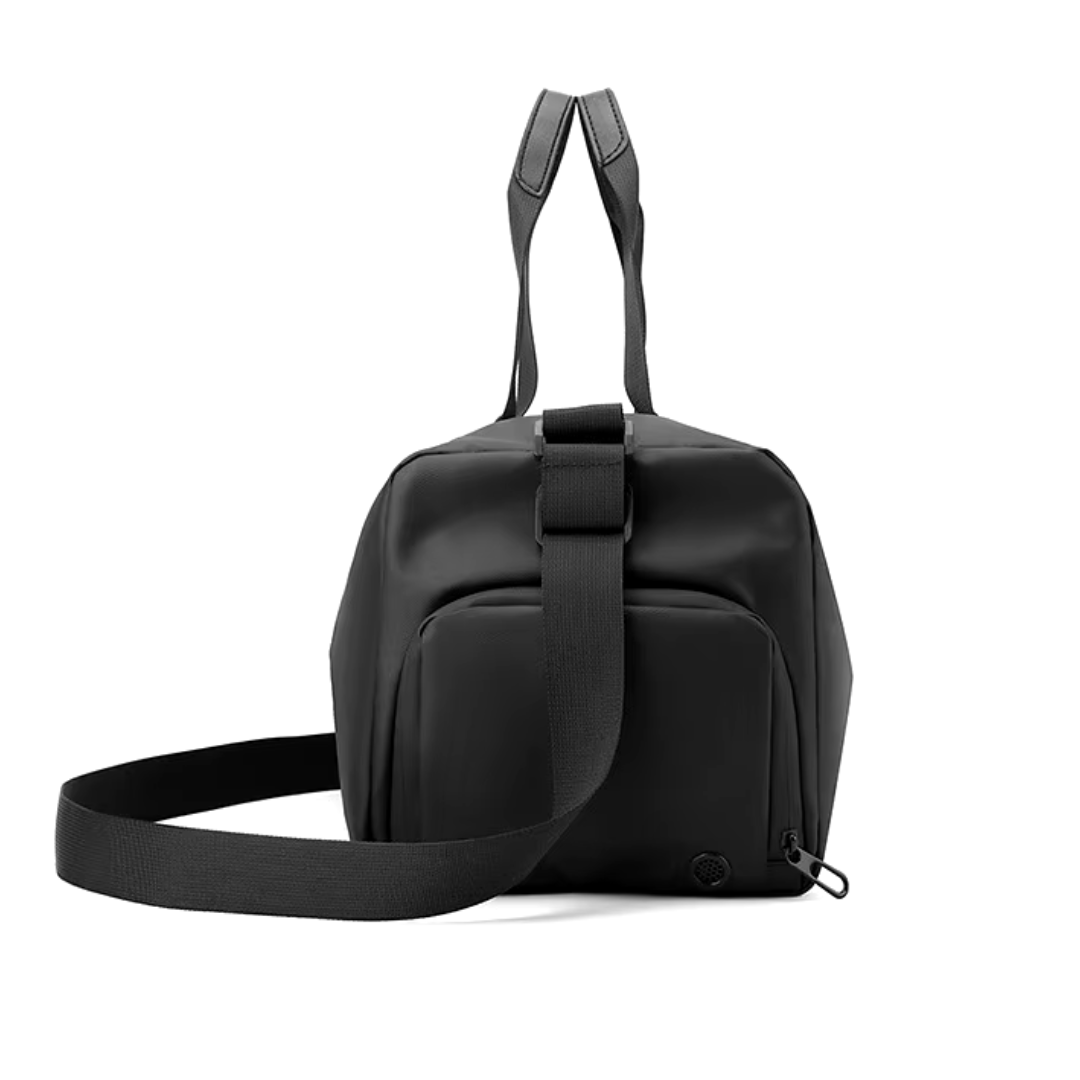 Waterproof Gym Travel Bag with Separate Shoe Section and Bottom Pocket - Image 7